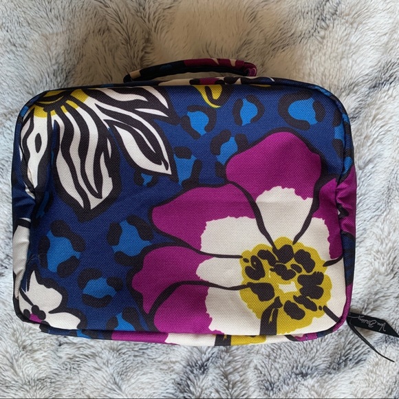 Vera Bradley Lunchbox - Picture 3 of 6